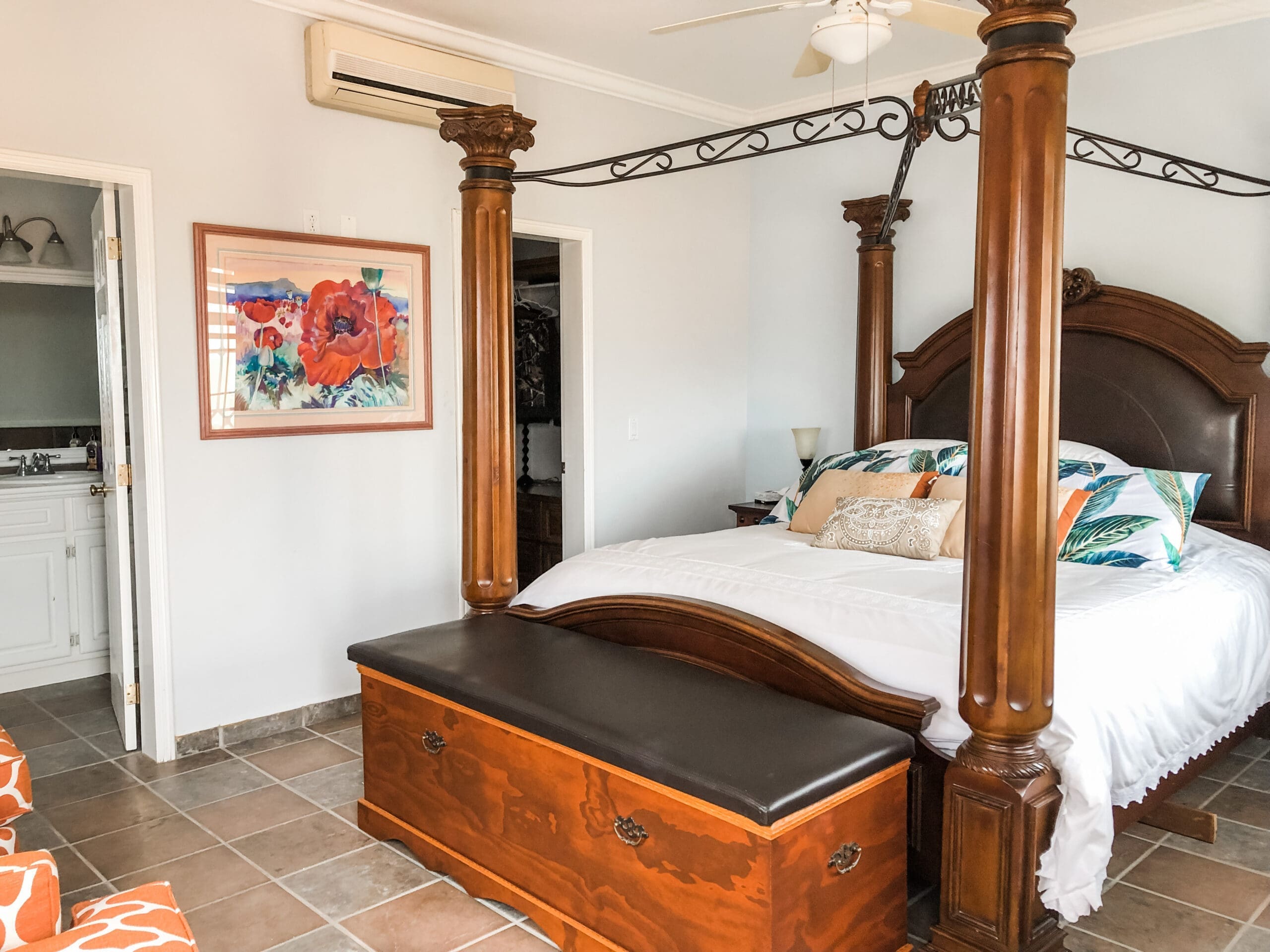 DiversInnMX has more bedrooms available