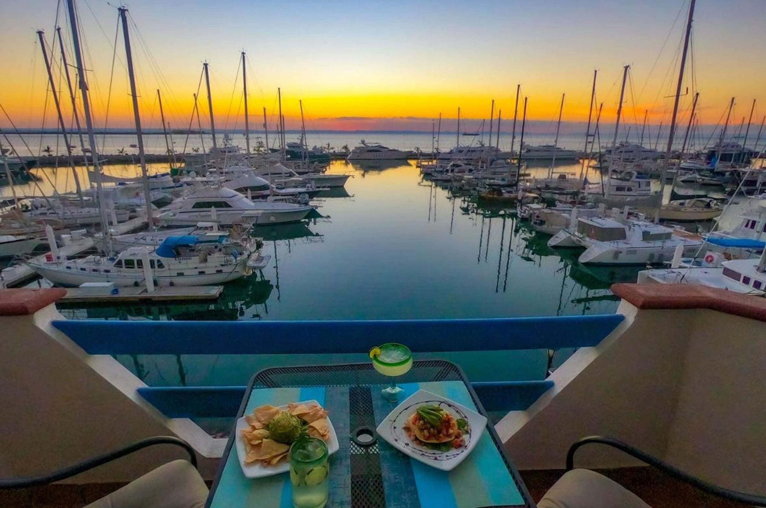 Stroll the beautiful Malecón with DiversInnMX in La Paz, Baja California Sur